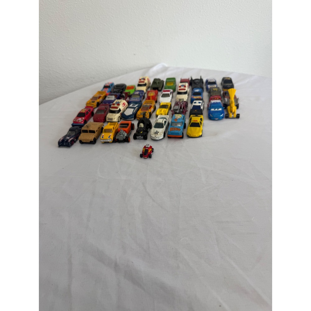 Mixed Lot of 35+ Diecast Toy Cars Hot Wheels Matchbox Racing Emergency Vehicles